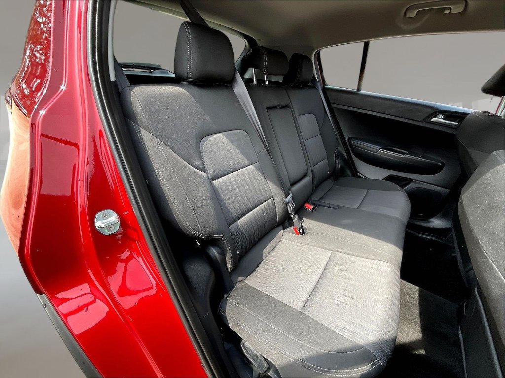 Used 2021 Kia Sportage LX AWD/4WD image 25