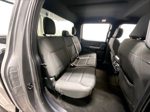 Used 2022 Ford F150 XLT w/ XLT Black Appearance Package image 16