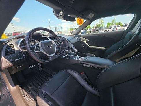 Used 2017 Chevrolet Corvette Stingray Convertible w/ 3LT Preferred Equipment Group RWD image 19