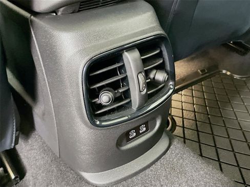 Used 2023 MINI Cooper Clubman S w/ MINI Untold Edition FWD image 30