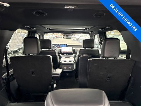 Used 2025 Ford Expedition Platinum w/ Stealth Appearance Package image 12