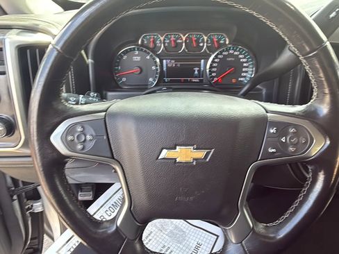 Used 2018 Chevrolet Silverado 1500 LTZ AWD/4WD image 17