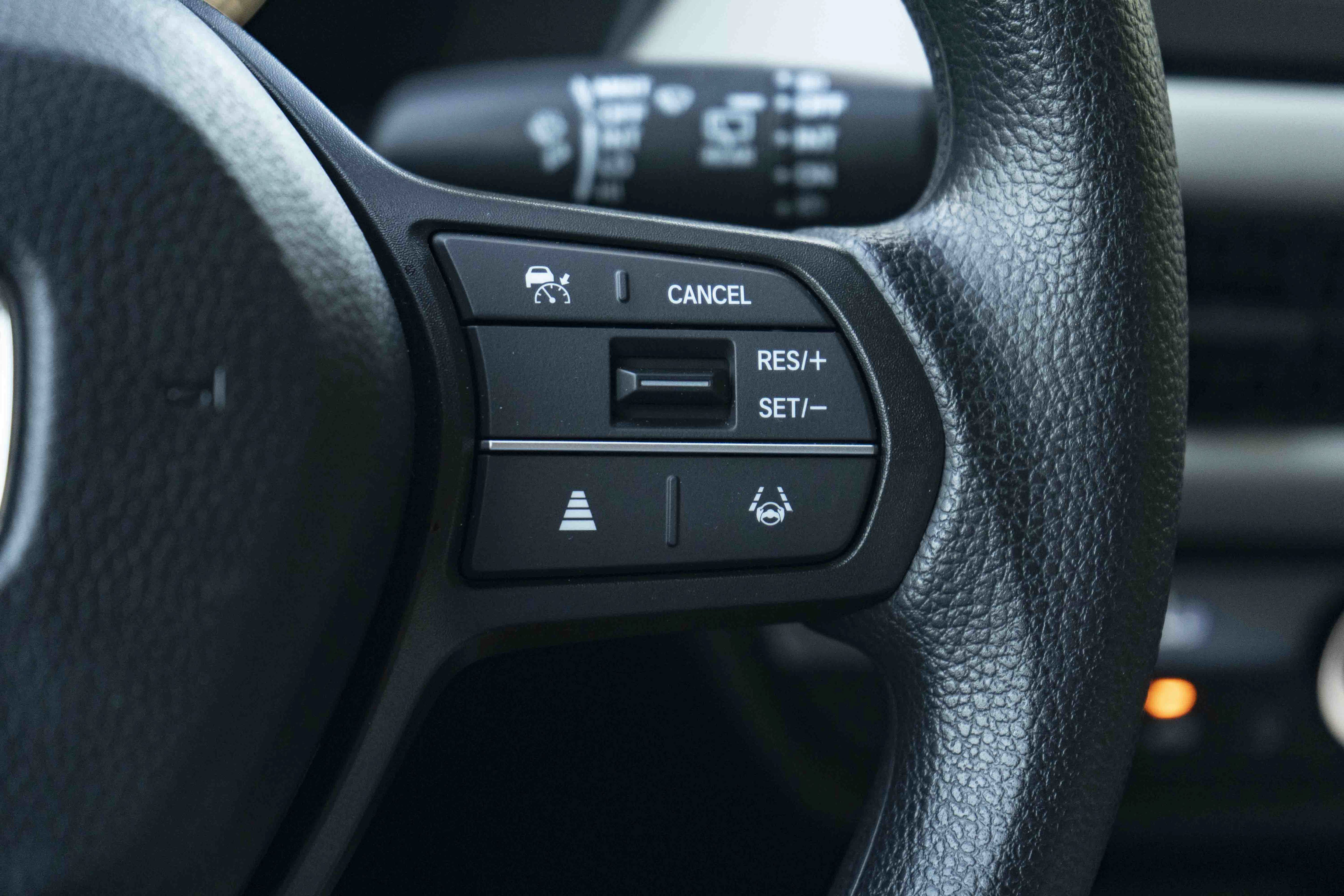 Used 2027 Honda HR-V LX image 21