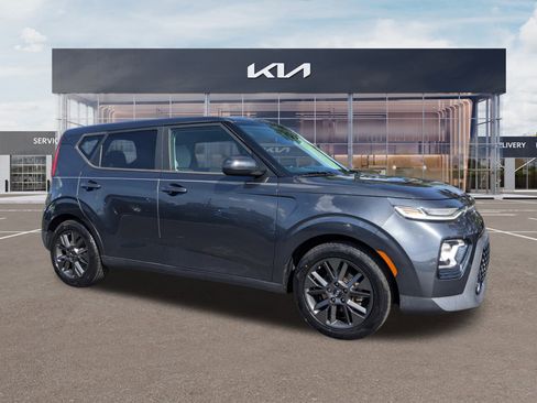 Used 2020 Kia Soul EX image 1