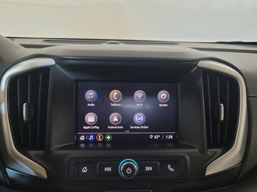 Used 2024 GMC Terrain SLE FWD image 25