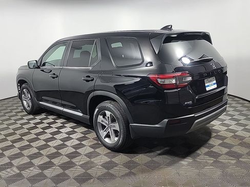 Certified 2025 Honda Pilot EX-L image 11