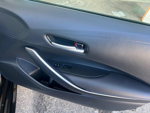 Used 2020 Toyota Corolla SE FWD image 20