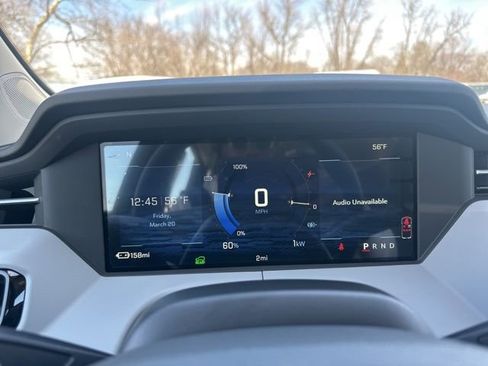 New 2027 Chevrolet Bolt LT w/ Comfort Package FWD image 17