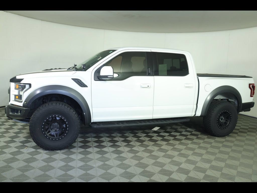 Used 2018 Ford F150 Raptor w/ Equipment Group 802A Luxury AWD/4WD image 7
