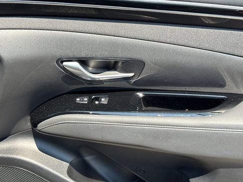 Used 2022 Hyundai Tucson Limited w/ Cargo Package FWD image 14