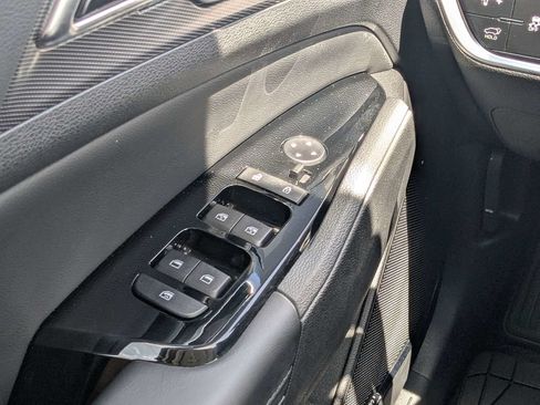 Used 2025 Kia Sportage SX FWD image 21