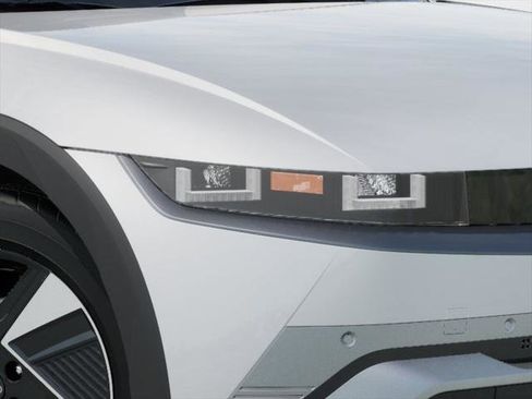 New 2026 Hyundai Ioniq 5 SEL image 9