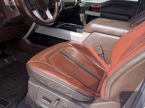 Used 2019 Ford F250 King Ranch w/ King Ranch Ultimate Package AWD/4WD image 11