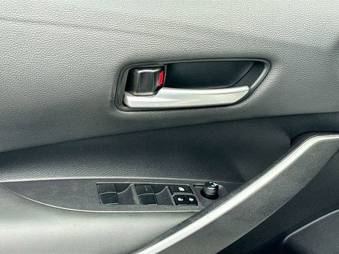 Used 2024 Toyota Corolla SE image 22