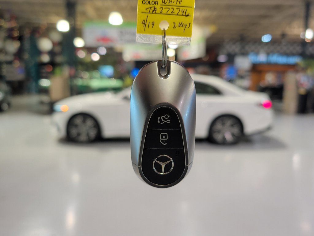 Used 2026 Mercedes-Benz E 350 4MATIC Sedan image 4