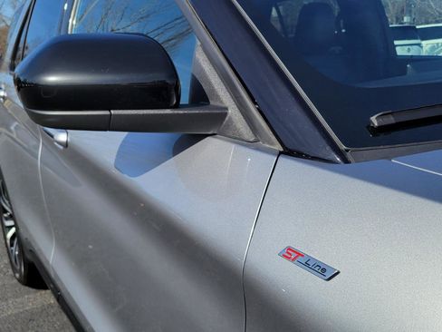 Used 2023 Ford Explorer ST-Line image 10