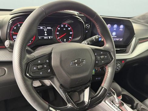 Certified 2024 Chevrolet Trax RS w/ Driver Confidence Package FWD image 22