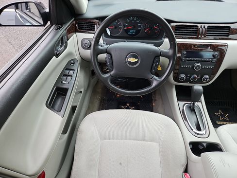 Used 2014 Chevrolet Impala Limited LS image 11