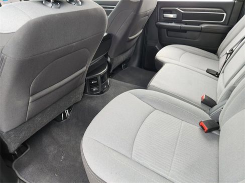 Used 2024 RAM 2500 Big Horn image 28