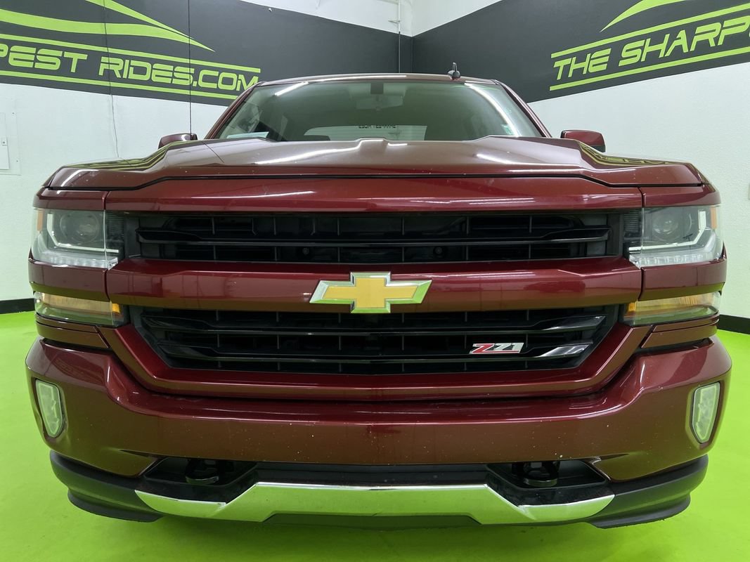 Used 2018 Chevrolet Silverado 1500 LT w/ Texas Edition AWD/4WD image 3