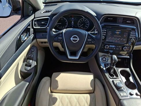 Certified 2023 Nissan Maxima Platinum w/ Sport Mat Group FWD image 11