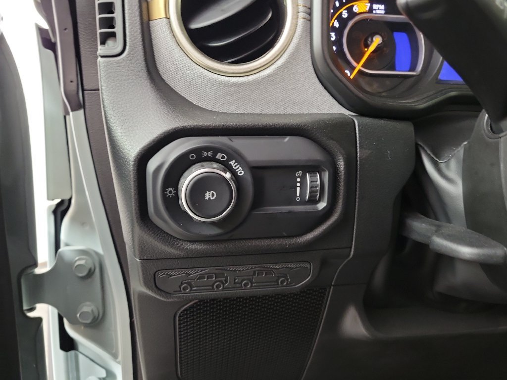 Used 2024 Jeep Wrangler Unlimited Sport AWD/4WD image 13