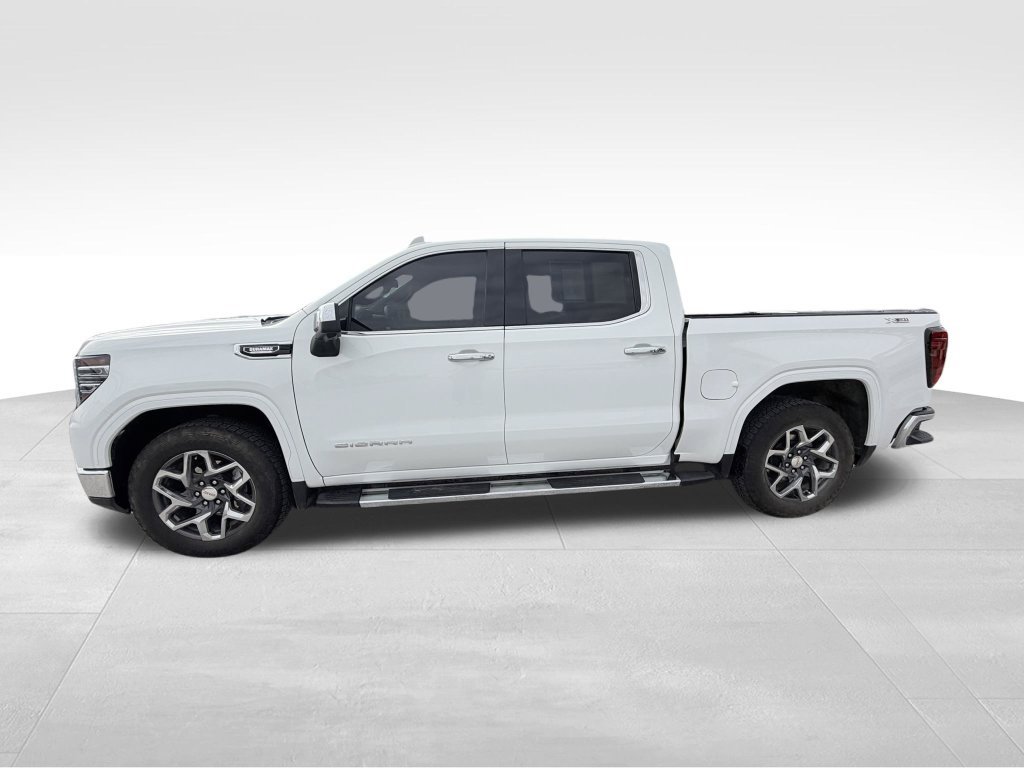 Used 2025 GMC Sierra 1500 SLT w/ SLT Premium Plus Package AWD/4WD image 3