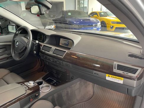 Used 2003 BMW 745Li image 32