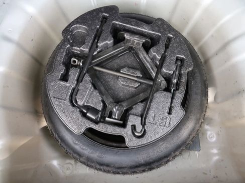 Used 2018 Hyundai Elantra SEL FWD image 15