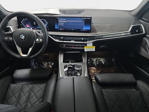 New 2026 BMW X5 xDrive40i w/ Climate Comfort Package AWD/4WD image 8