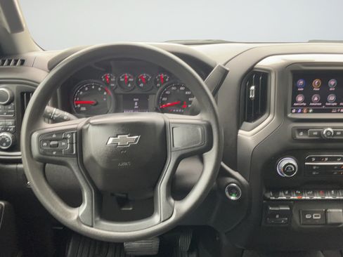 Used 2025 Chevrolet Silverado 2500 Custom w/ Custom Value Package AWD/4WD image 13