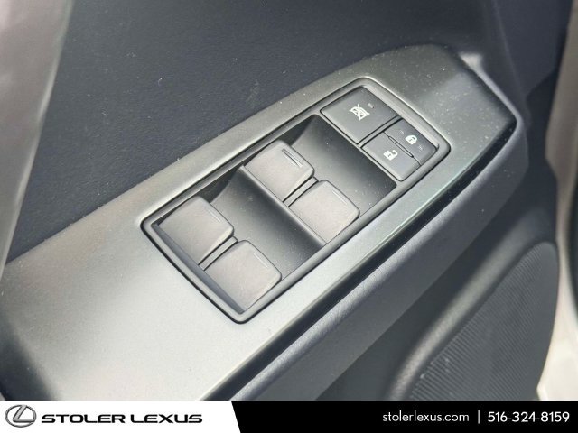 Used 2023 Lexus GX 460 Premium w/ Premium Package AWD/4WD image 22