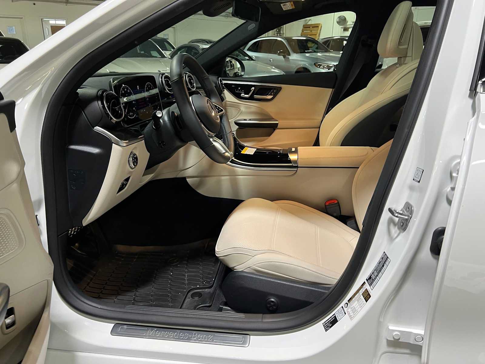 Used 2026 Mercedes-Benz C 300 4MATIC Sedan image 23