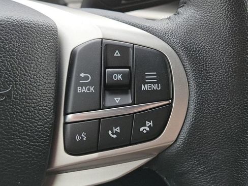 Used 2024 Ford Explorer XLT RWD image 24