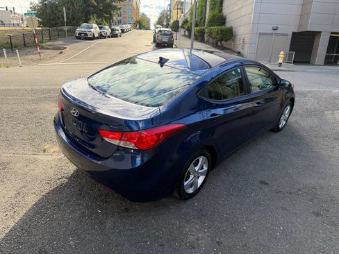 Used 2013 Hyundai Elantra GLS w/ Preferred Pkg FWD image 6