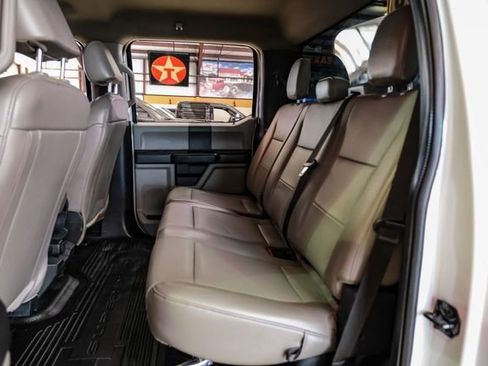 Used 2022 Ford F250 XL w/ Power Equipment Group image 41