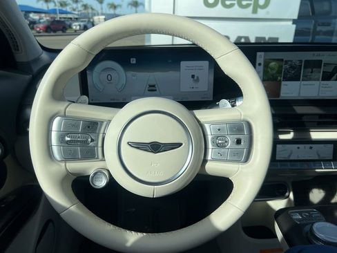 Used 2023 Genesis GV60 Advanced w/ Cargo Package image 62