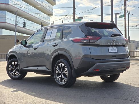 Used 2023 Nissan Rogue SV image 20