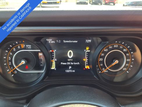 Used 2024 Jeep Gladiator Rubicon w/ Technology Group AWD/4WD image 20