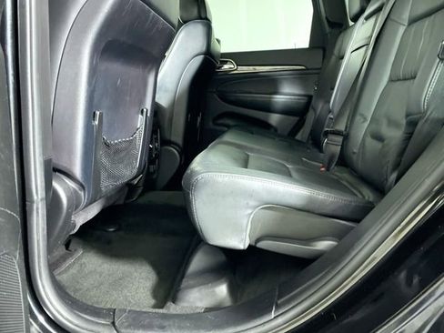 Used 2012 Jeep Grand Cherokee Laredo image 24