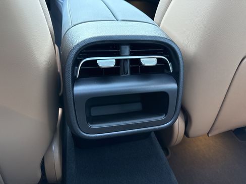 New 2026 Mercedes-Benz E 350 4MATIC Sedan image 30