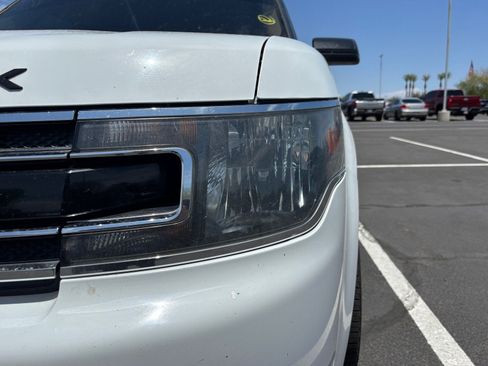 Used 2018 Ford Flex SEL w/ Equipment Group 202A FWD image 8