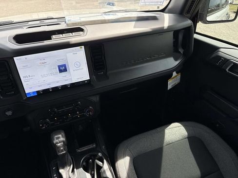 New 2026 Ford Bronco 4-Door AWD/4WD image 14