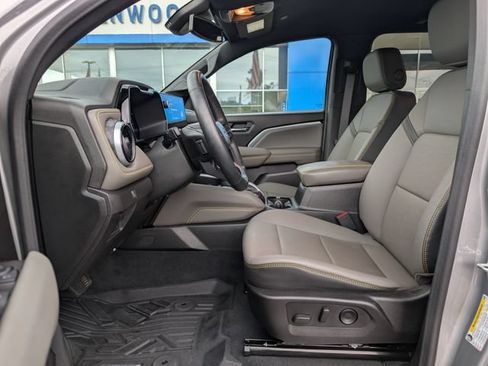 Used 2025 Chevrolet Colorado ZR2 AWD/4WD image 10