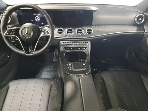 Used 2021 Mercedes-Benz E 350 4MATIC Sedan image 9