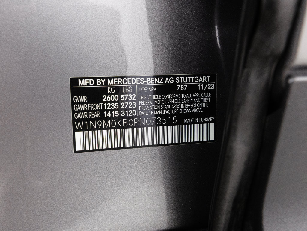 Used 2023 Mercedes-Benz EQB 300 4MATIC image 35