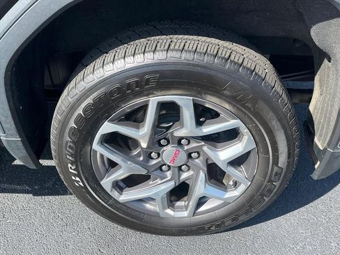 Used 2022 GMC Sierra 1500 SLT w/ SLT Premium Plus Package AWD/4WD image 33