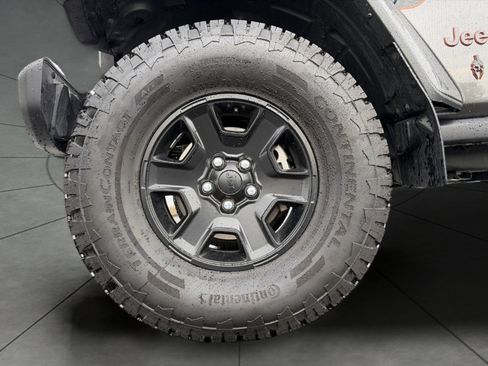 Used 2023 Jeep Gladiator Mojave w/ LED Lighting Group AWD/4WD image 56