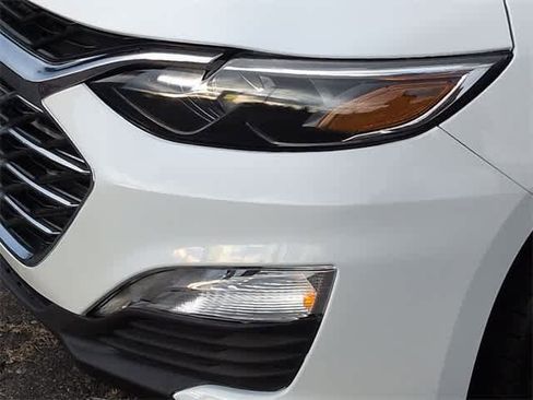 Used 2023 Chevrolet Malibu LT image 11