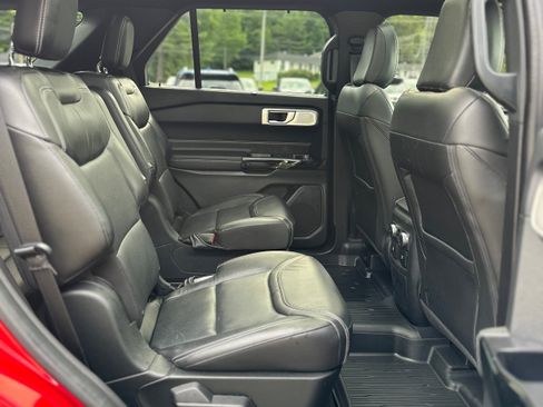 Used 2022 Ford Explorer ST w/ Equipment Group 401A AWD/4WD image 24